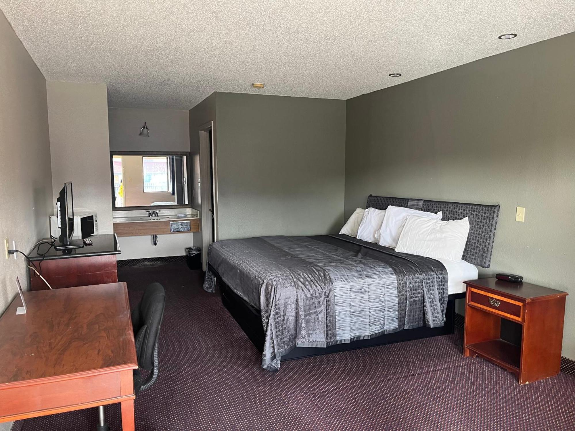 Hallmark Inn And Suites San Antonio Ngoại thất bức ảnh