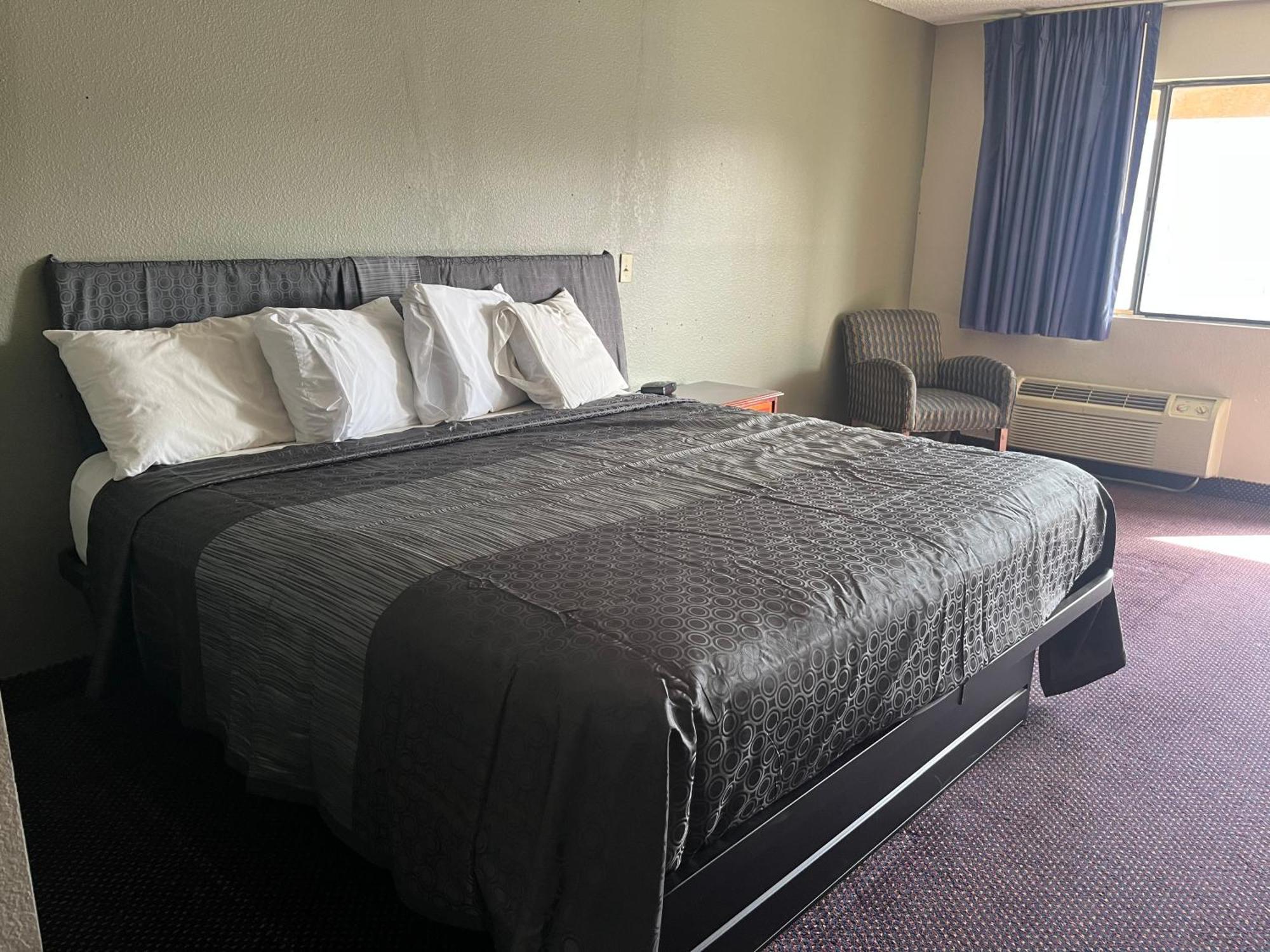 Hallmark Inn And Suites San Antonio Ngoại thất bức ảnh