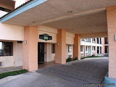 Hallmark Inn And Suites San Antonio Ngoại thất bức ảnh